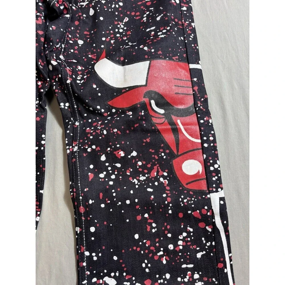 King Maker  Jeans  23  Jordan - Black Red White Men’s 36 Chicago Bulls